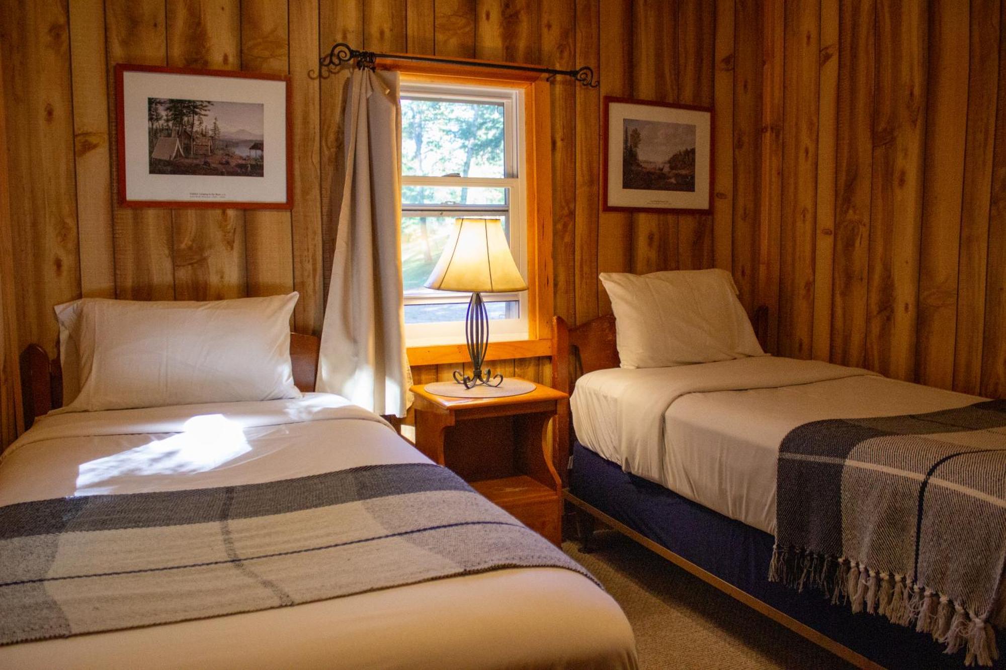 Paddler'S Rest Lakeside Cabins And Motel Long Lake Phòng bức ảnh